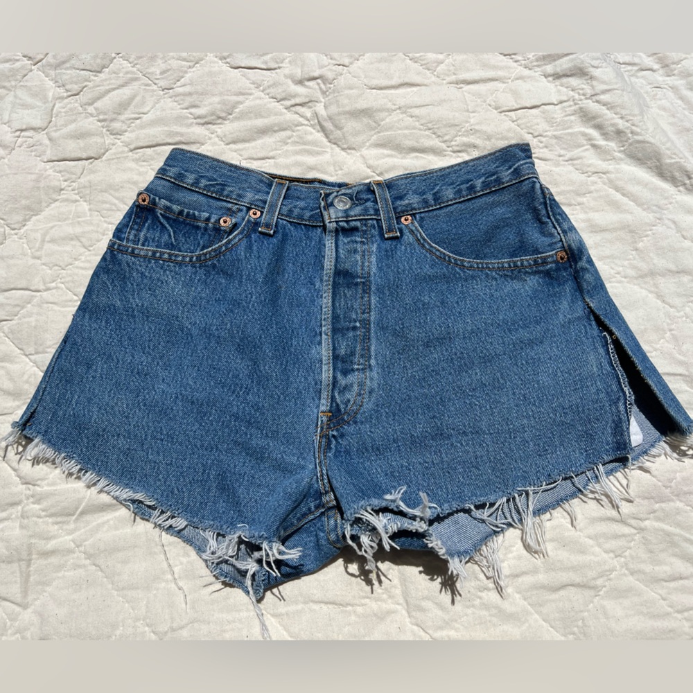 Levi cutoffs